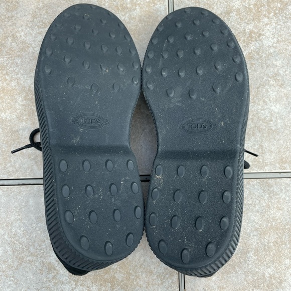 Tod’s black suede boots - Picture 11 of 12